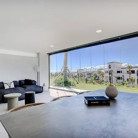 Ground Floor 2 Bedroom At Hills *