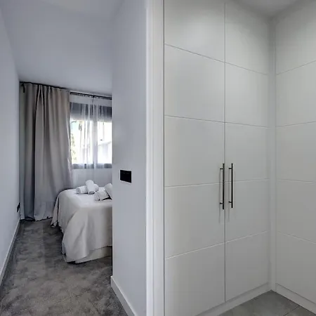 Ground Floor 2 Bedroom At Hills *