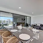 Ground Floor 2 Bedroom At Hills Apartamento *