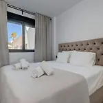 Ground Floor 2 Bedroom At Hills *